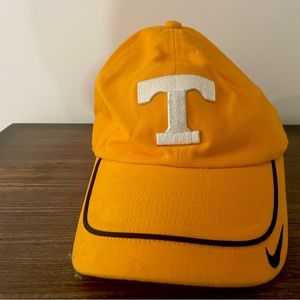 Go Volls show your sprit with this UT Orange Nike hat hat one sz fits most !!